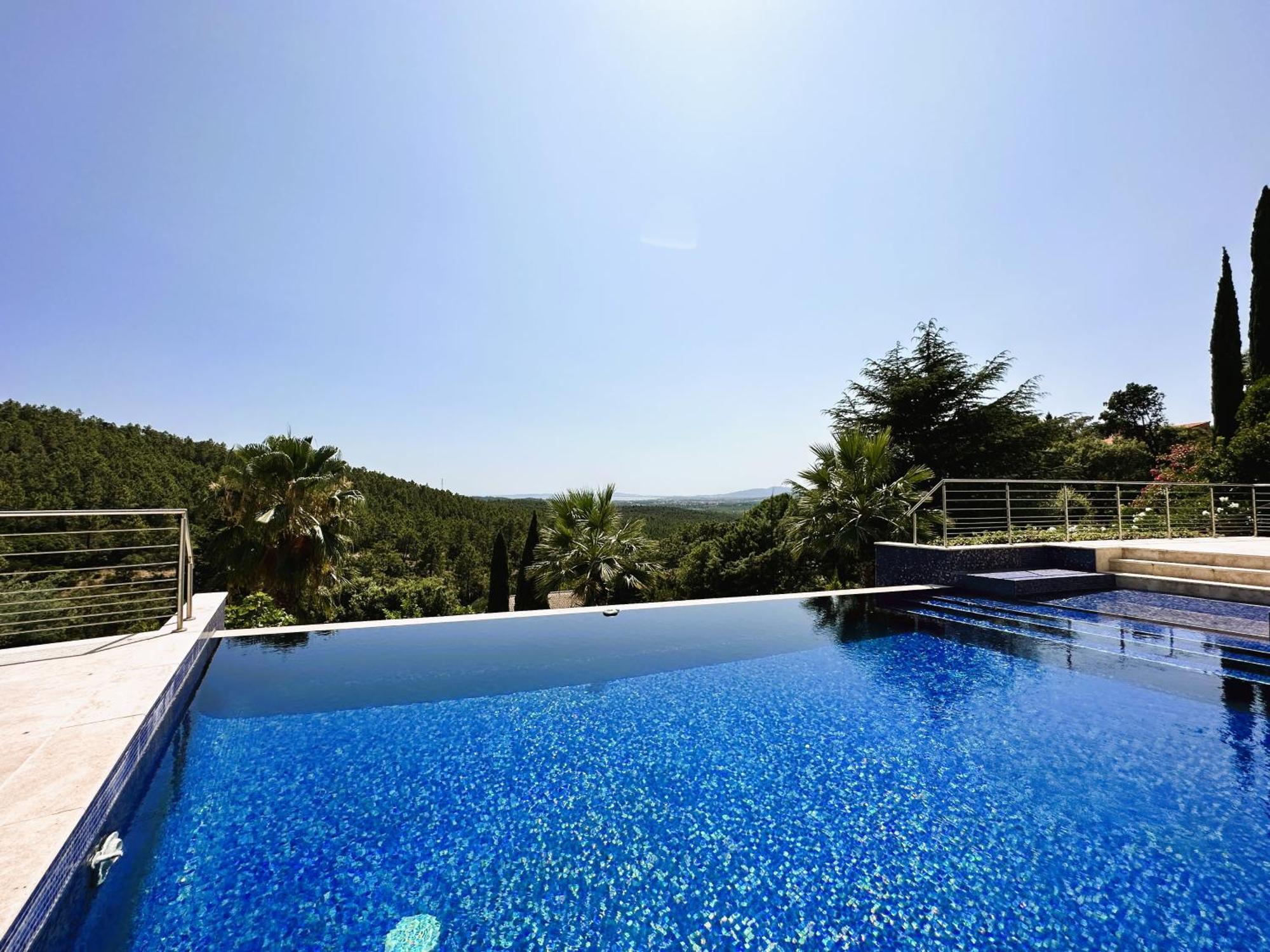 La Mandragora, Belle Villa Pour 6 Personnes Avec Piscine A Debordement Et Vue Mer A La Londe-Les-Maures Exterior photo